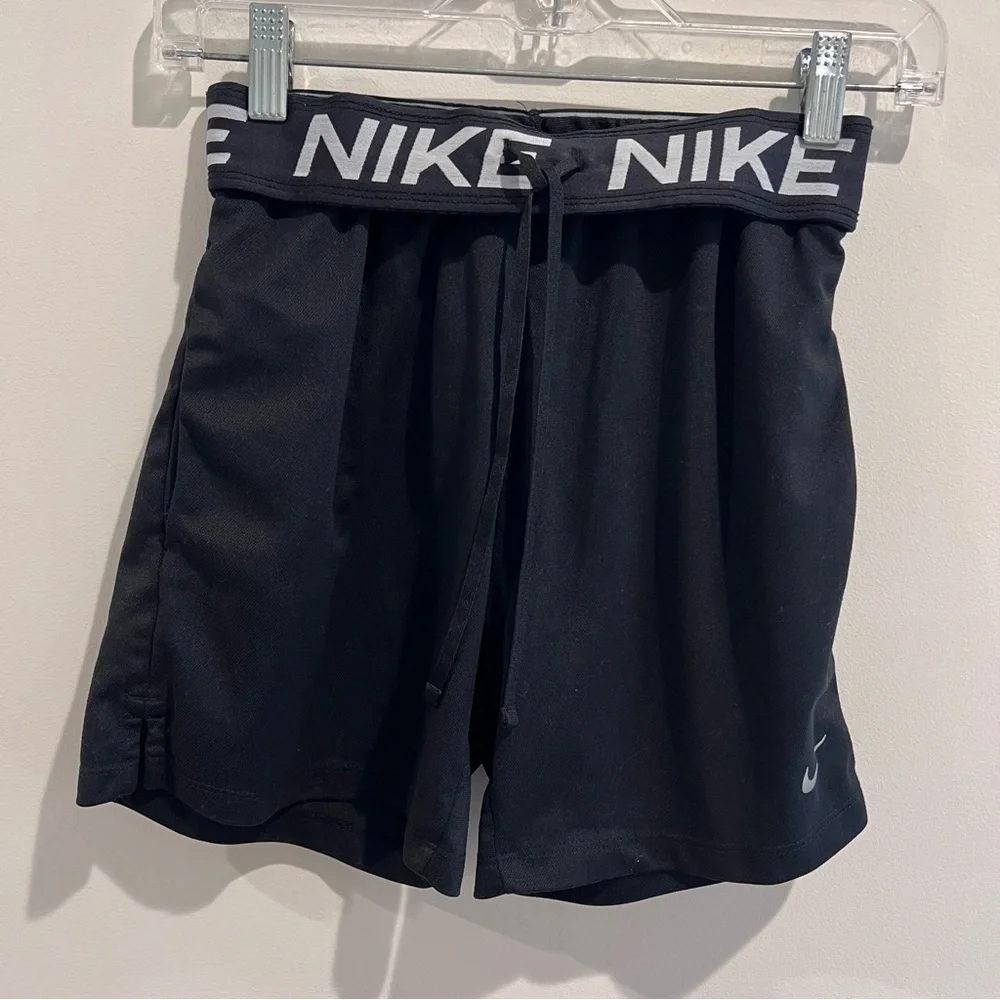 Nike Attack Women's‎ Black Shorts size XS